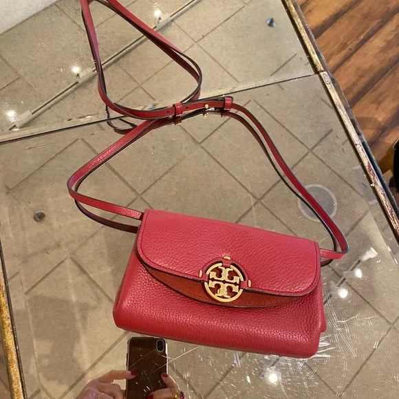 Tory Burch small bag brand new never used - Picture 2 of 6